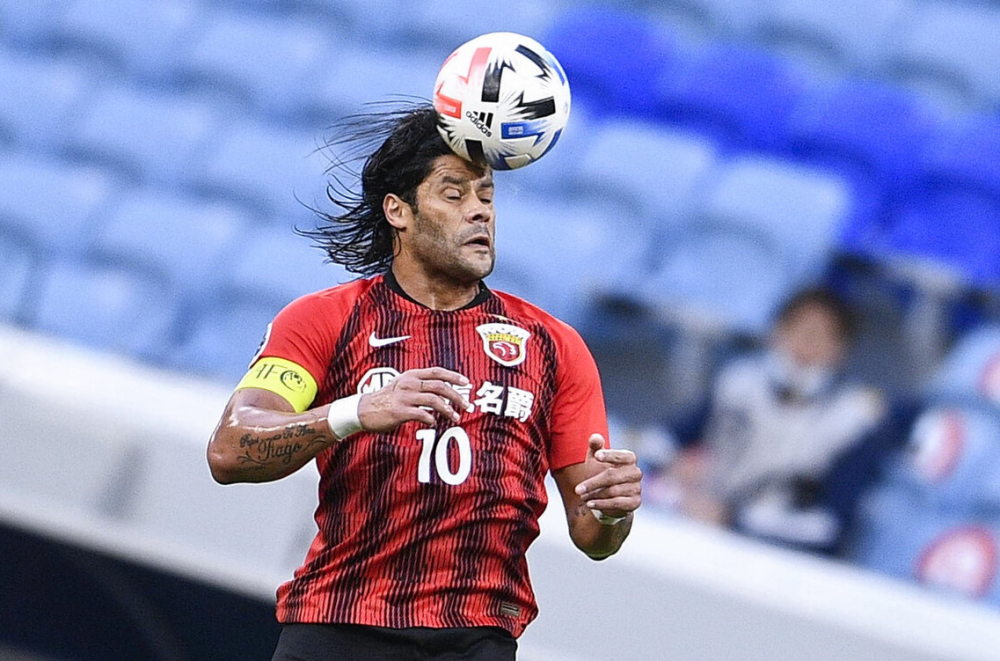 9game官方-关于转折点！洛杉矶湖人更衣室发声，亚冠今晨攻防权衡，气氛紧张，高层口径保持一致的信息