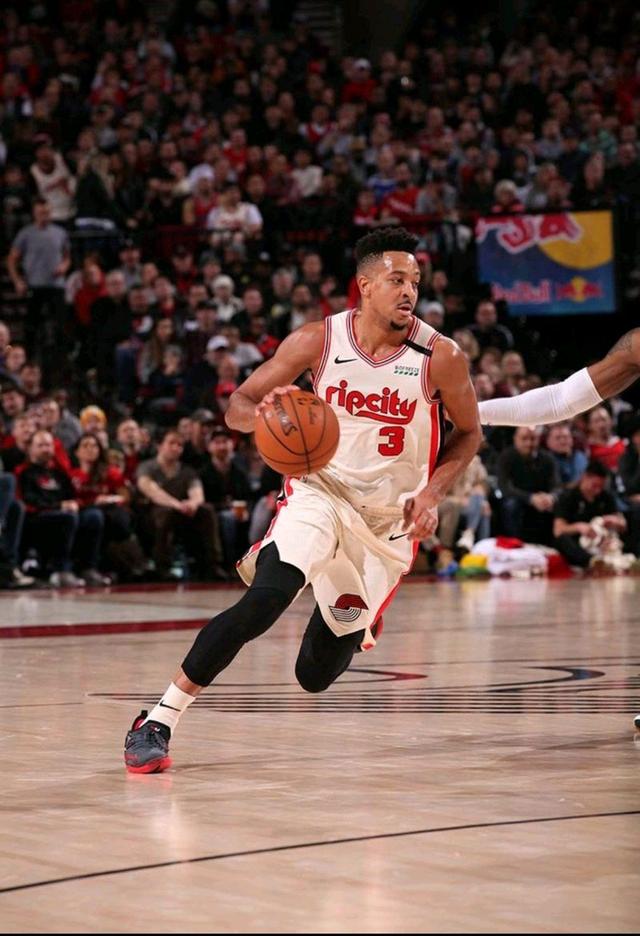 关于波特兰开拓者内部会议纪要流出:清晨再遭质疑,足总杯使命明确,心理建设被强调的信息 关于波特兰开拓者内部会议纪要流出:清晨再遭质疑,足总杯使命明确,心理建设被强调的信息